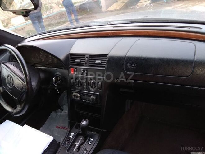 Mercedes C 180 1995, 330,000 km - 1.8 l - Bakı
