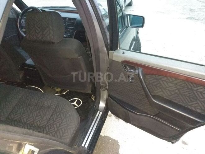 Mercedes C 180 1995, 330,000 km - 1.8 l - Bakı