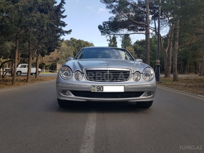 Mercedes E 240 2002, 215,000 km - 2.6 l - Sumqayıt
