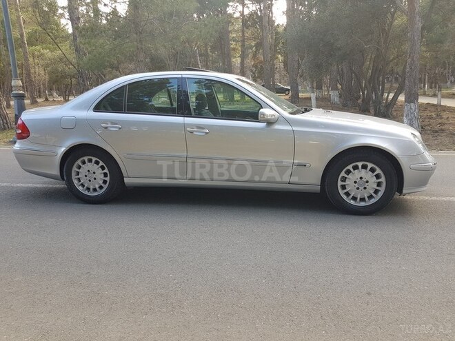 Mercedes E 240 2002, 215,000 km - 2.6 l - Sumqayıt