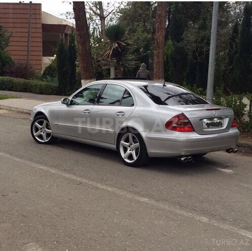 Mercedes E 220 2003, 253,000 km - 2.2 l - Bakı