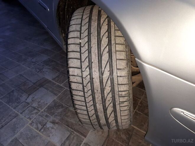 Mercedes E 220 2003, 253,000 km - 2.2 l - Bakı