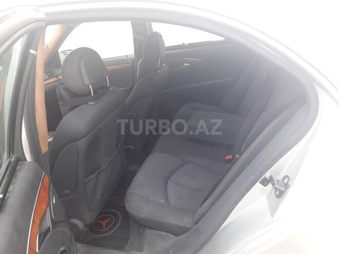 Mercedes E 220 2003, 253,000 km - 2.2 l - Bakı