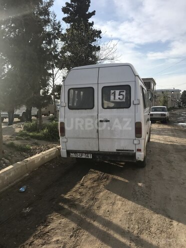 Mercedes 208 D 1994, 250,399 km - 2.3 л - Gəncə