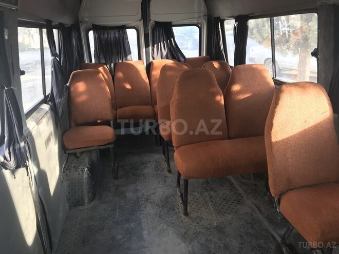 Mercedes 208 D 1994, 250,399 km - 2.3 л - Gəncə