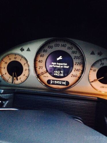 Mercedes E 270 2002, 223,000 km - 2.7 l - Bakı
