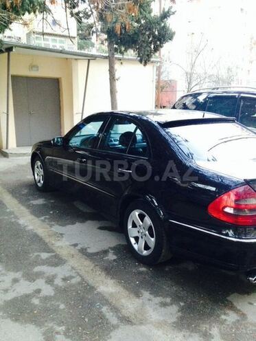 Mercedes E 270 2002, 223,000 km - 2.7 l - Bakı