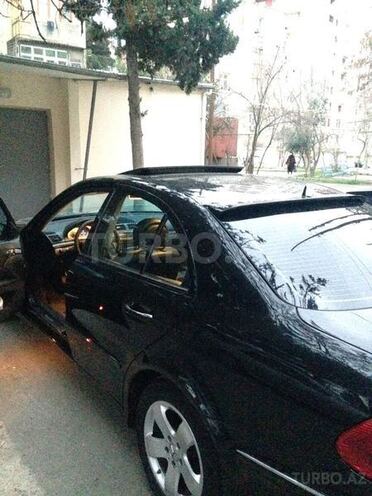 Mercedes E 270 2002, 223,000 km - 2.7 l - Bakı