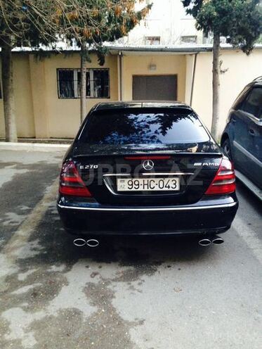Mercedes E 270 2002, 223,000 km - 2.7 l - Bakı
