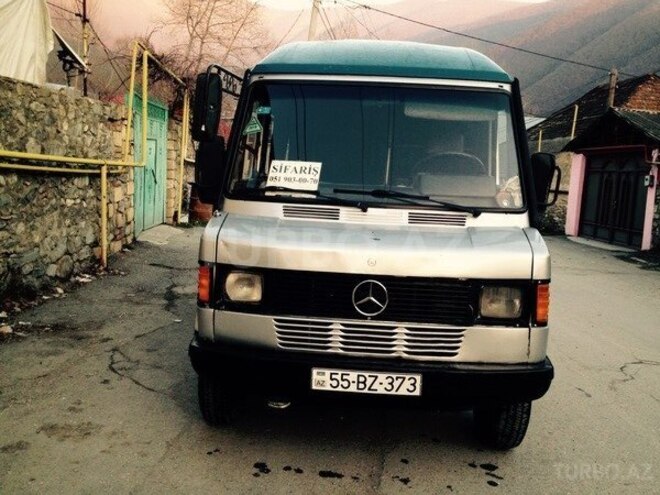 Mercedes 208 D 1992, 223,000 km - 2.3 l - Şəki