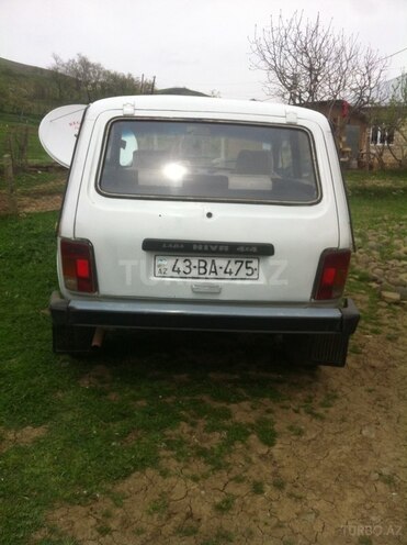 LADA (VAZ) Niva 1981, 380,000 km - 1.6 l - Lerik
