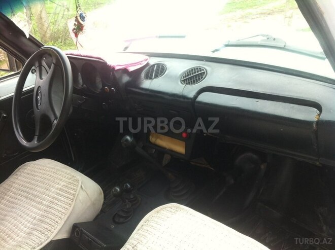 LADA (VAZ) Niva 1981, 380,000 km - 1.6 l - Lerik