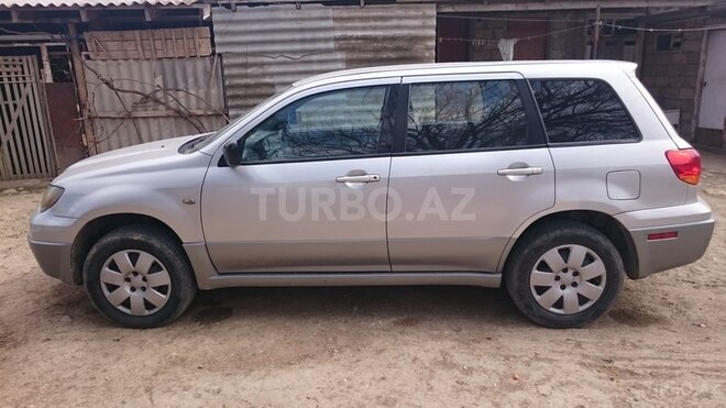 Mitsubishi Outlander 2002, 270,000 km - 2.4 l - Bakı