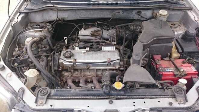 Mitsubishi Outlander 2002, 270,000 km - 2.4 l - Bakı