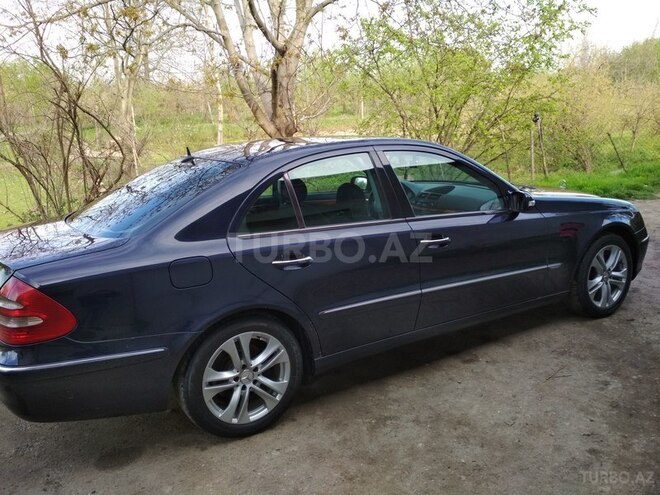 Mercedes E 220 2003, 221,000 km - 2.2 l - Şəmkir