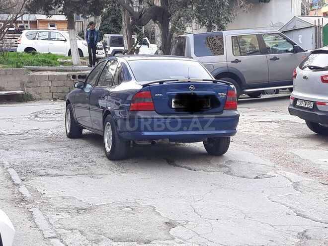 Opel Vectra 1999, 267,946 km - 2.0 l - Bakı