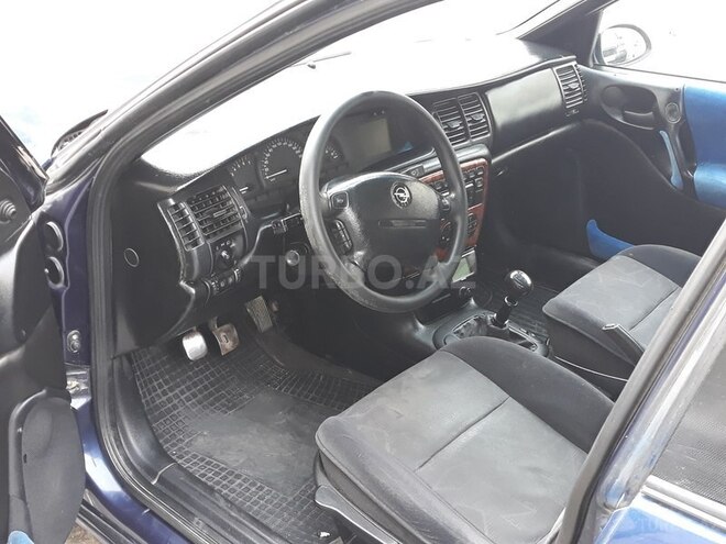 Opel Vectra 1999, 267,946 km - 2.0 l - Bakı