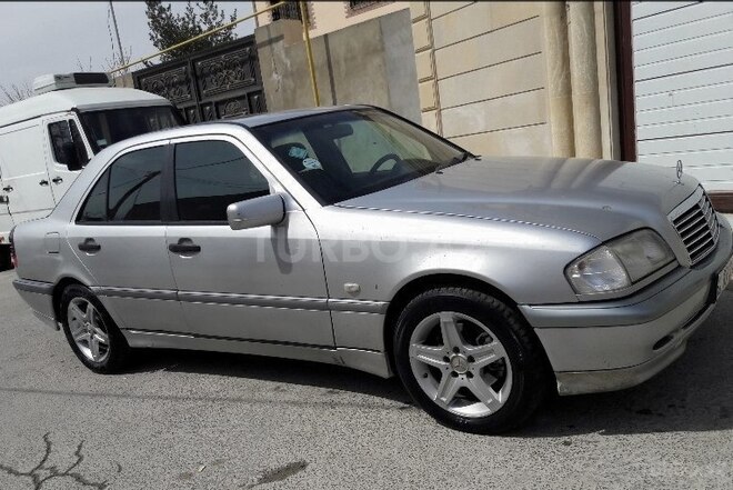 Mercedes C 180 1999, 245,000 km - 1.8 l - Bakı