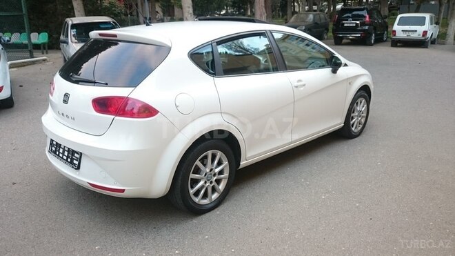 SEAT Leon 2012, 215,500 km - 1.6 л - Bakı