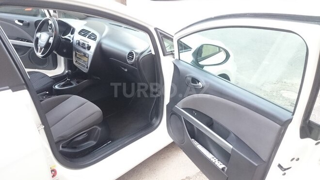 SEAT Leon 2012, 215,500 km - 1.6 л - Bakı
