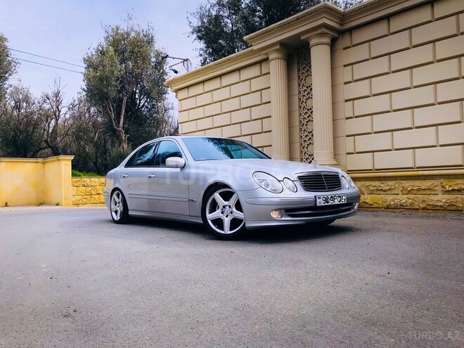 Mercedes E 320 2002, 235,000 km - 3.2 l - Bakı