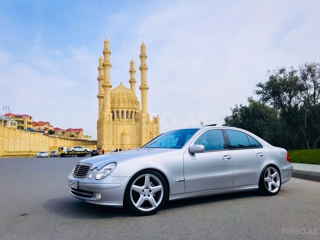 Mercedes E 320 2002, 235,000 km - 3.2 l - Bakı