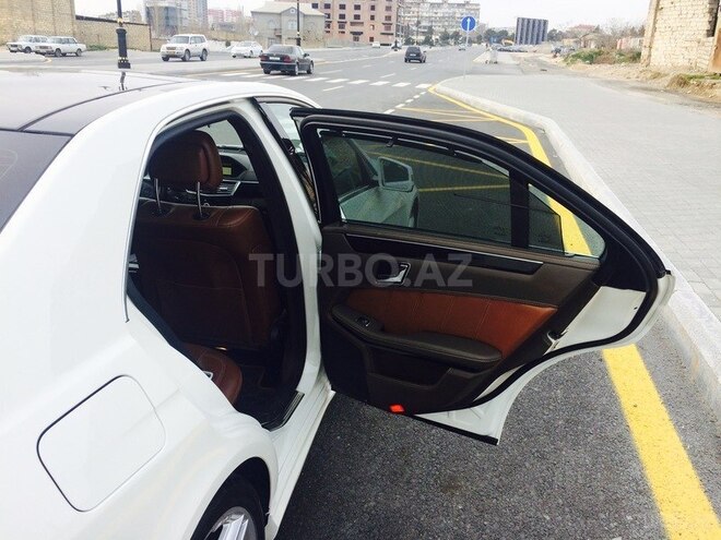 Mercedes E 350 2009, 118,000 km - 3.5 l - Bakı