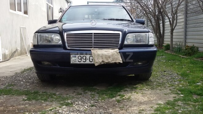 Mercedes C 180 1999, 281,400 km - 1.8 l - Ağcabədi