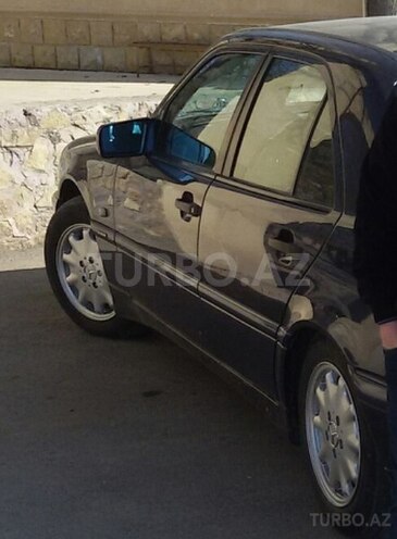 Mercedes C 180 1999, 281,400 km - 1.8 l - Ağcabədi