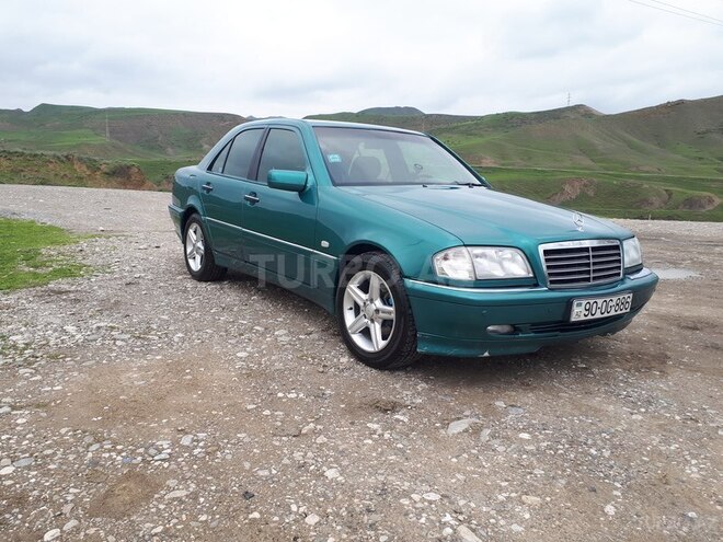 Mercedes C 200 1997, 270,000 km - 2.0 l - Şəki