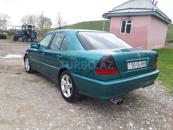 Mercedes C 200 1997, 270,000 km - 2.0 l - Şəki