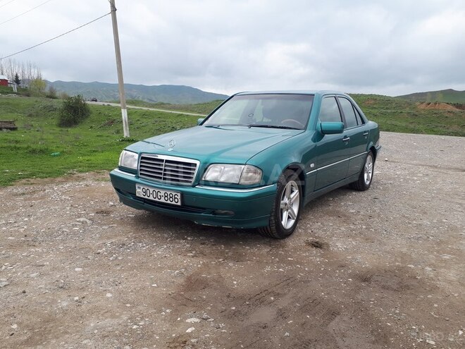 Mercedes C 200 1997, 270,000 km - 2.0 l - Şəki