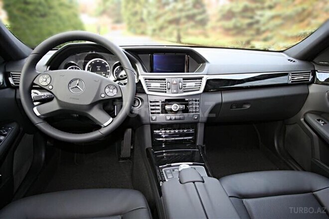 Mercedes E 350 2009, 198,400 km - 3.5 l - Bakı