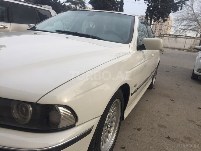 BMW 528 1999, 285,000 km - 2.8 l - Bakı