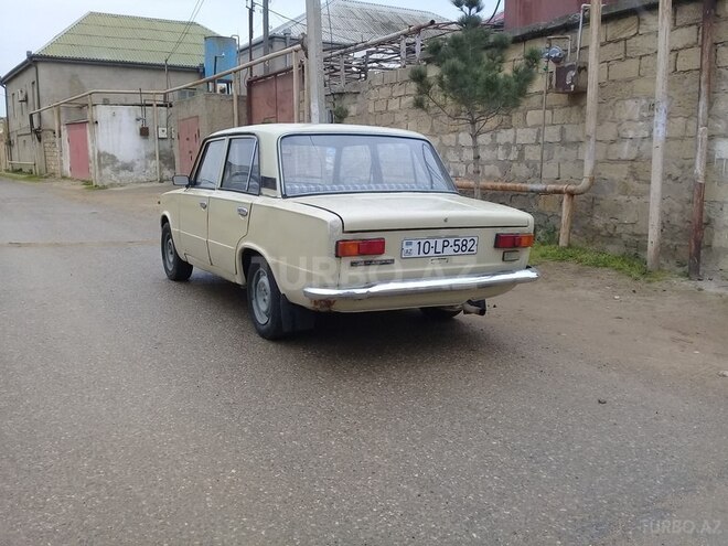 LADA (VAZ) 21011 1982, 295,880 km - 1.3 л - Bakı