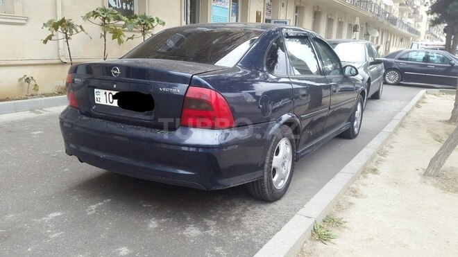 Opel Vectra 2001, 324,197 km - 1.6 l - Bakı