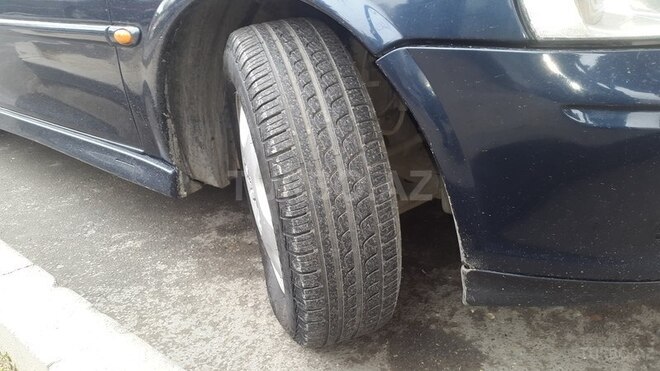 Opel Vectra 2001, 324,197 km - 1.6 l - Bakı