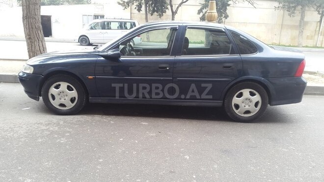 Opel Vectra 2001, 324,197 km - 1.6 l - Bakı