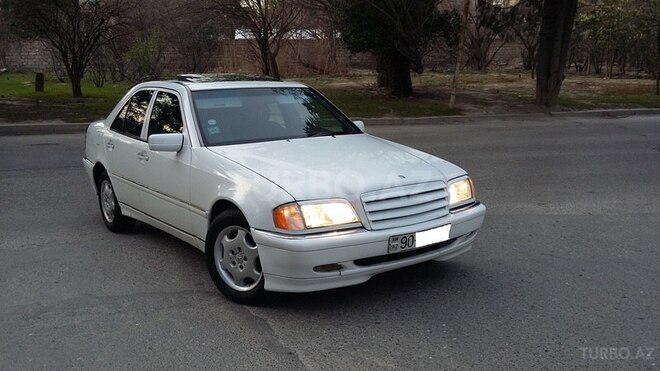 Mercedes C 230 1999, 159,700 km - 2.3 l - Bakı