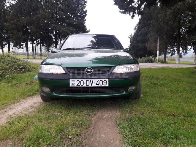 Opel Vectra 1996, 235,000 km - 1.8 l - Lənkəran