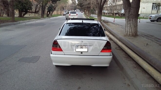 Mercedes C 230 1999, 159,700 km - 2.3 l - Bakı