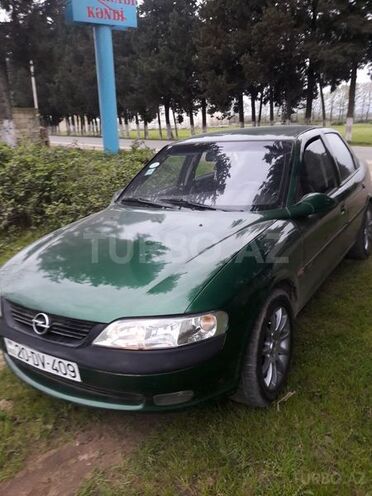 Opel Vectra 1996, 235,000 km - 1.8 l - Lənkəran