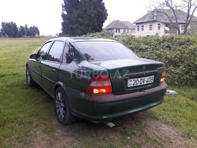 Opel Vectra 1996, 235,000 km - 1.8 l - Lənkəran