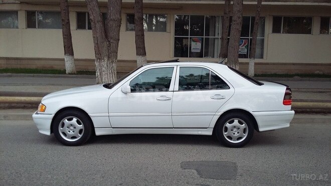 Mercedes C 230 1999, 159,700 km - 2.3 l - Bakı