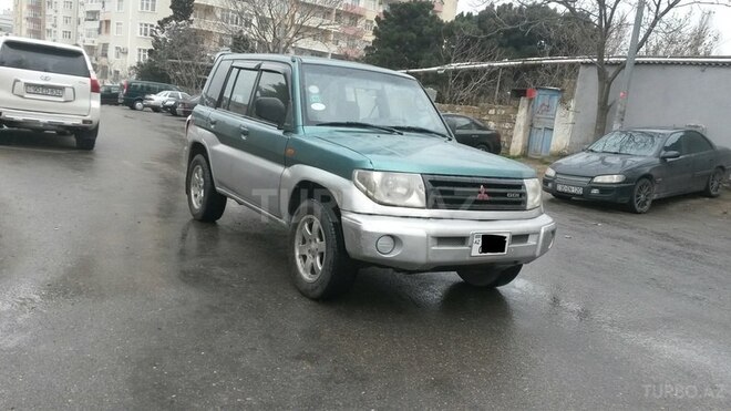 Mitsubishi Pajero io 1998, 235,000 km - 1.8 л - Bakı