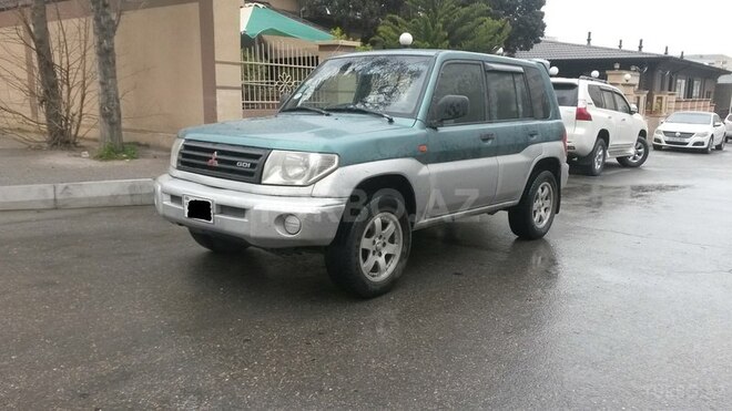 Mitsubishi Pajero io 1998, 235,000 km - 1.8 л - Bakı