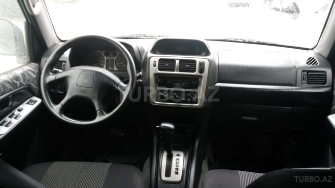 Mitsubishi Pajero io 1998, 235,000 km - 1.8 л - Bakı