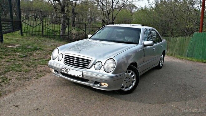 Mercedes E 280 2001, 149,000 km - 2.8 l - Lənkəran