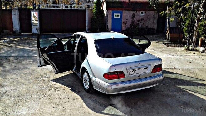 Mercedes E 280 2001, 149,000 km - 2.8 l - Lənkəran