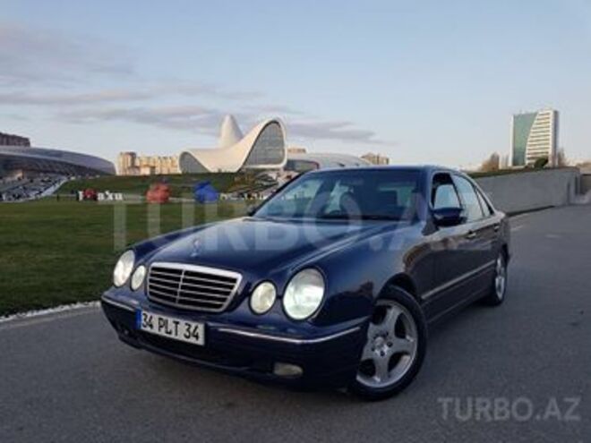 Mercedes E 240 2000, 290,000 km - 2.4 l - Bakı